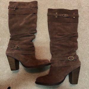 Steve Madden brown boots